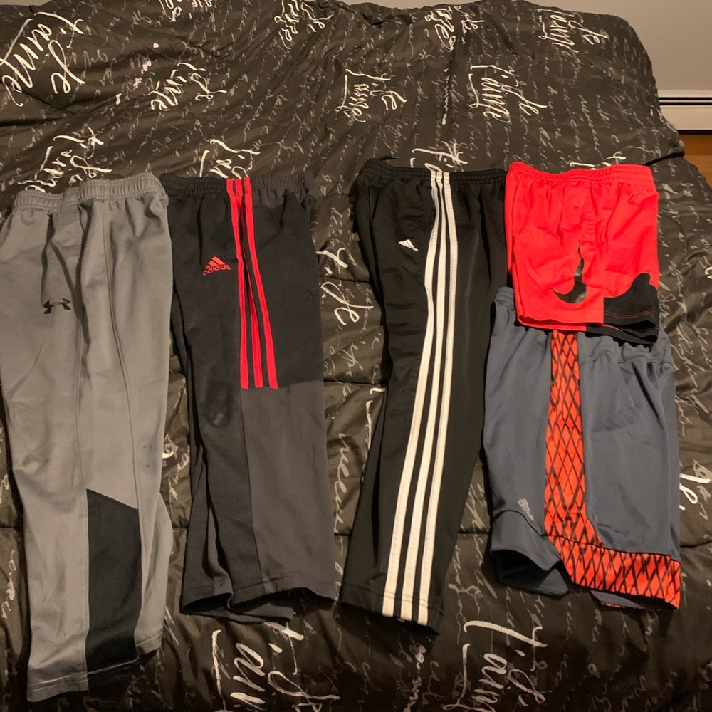 Lots of boys s 6 play clothes